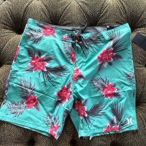 Hurley Men's Floral Swim Shorts BNWT